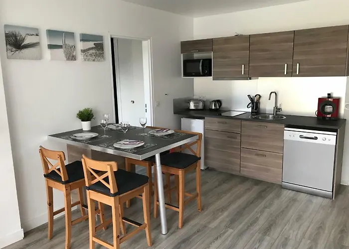 2 Pieces Centre Et Apartment *